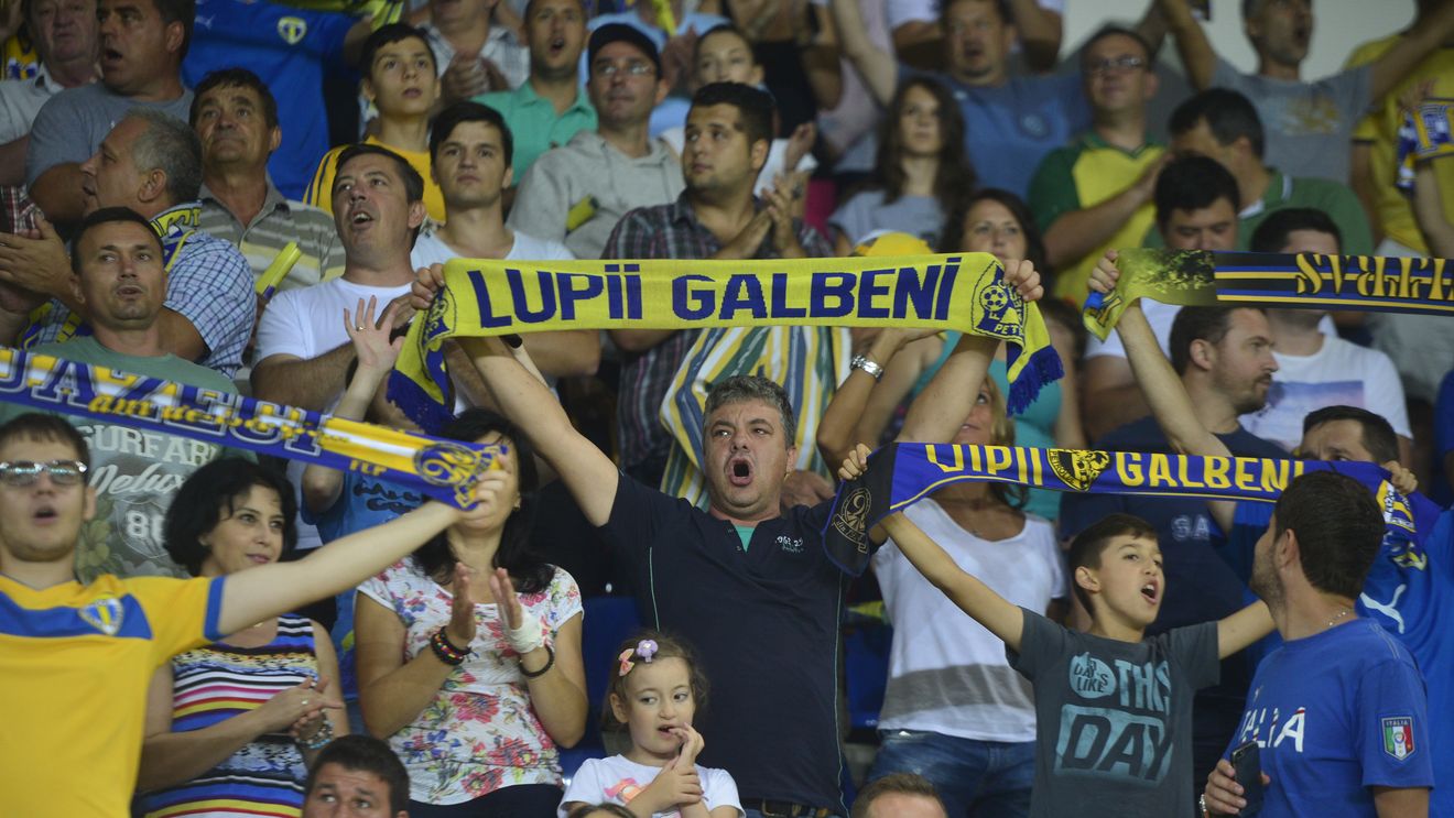 FC Petrolul, penalizat cu 70.000 de lei pentru scandările xenofobe ale fanilor la adresa Ungariei