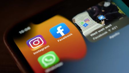 Fabulos! Twitter, cea mai tare aroganță din istorie, după ce Facebook, WhatsApp și Instagram au picat: ce mesaj a putut afișa rețeaua de socializare rivală!