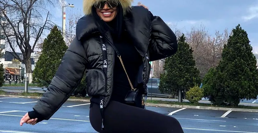 Adelina Pestrițu a încins internetul! S-a fotografiat în costum de baie pe un frig năprasnic FOTO