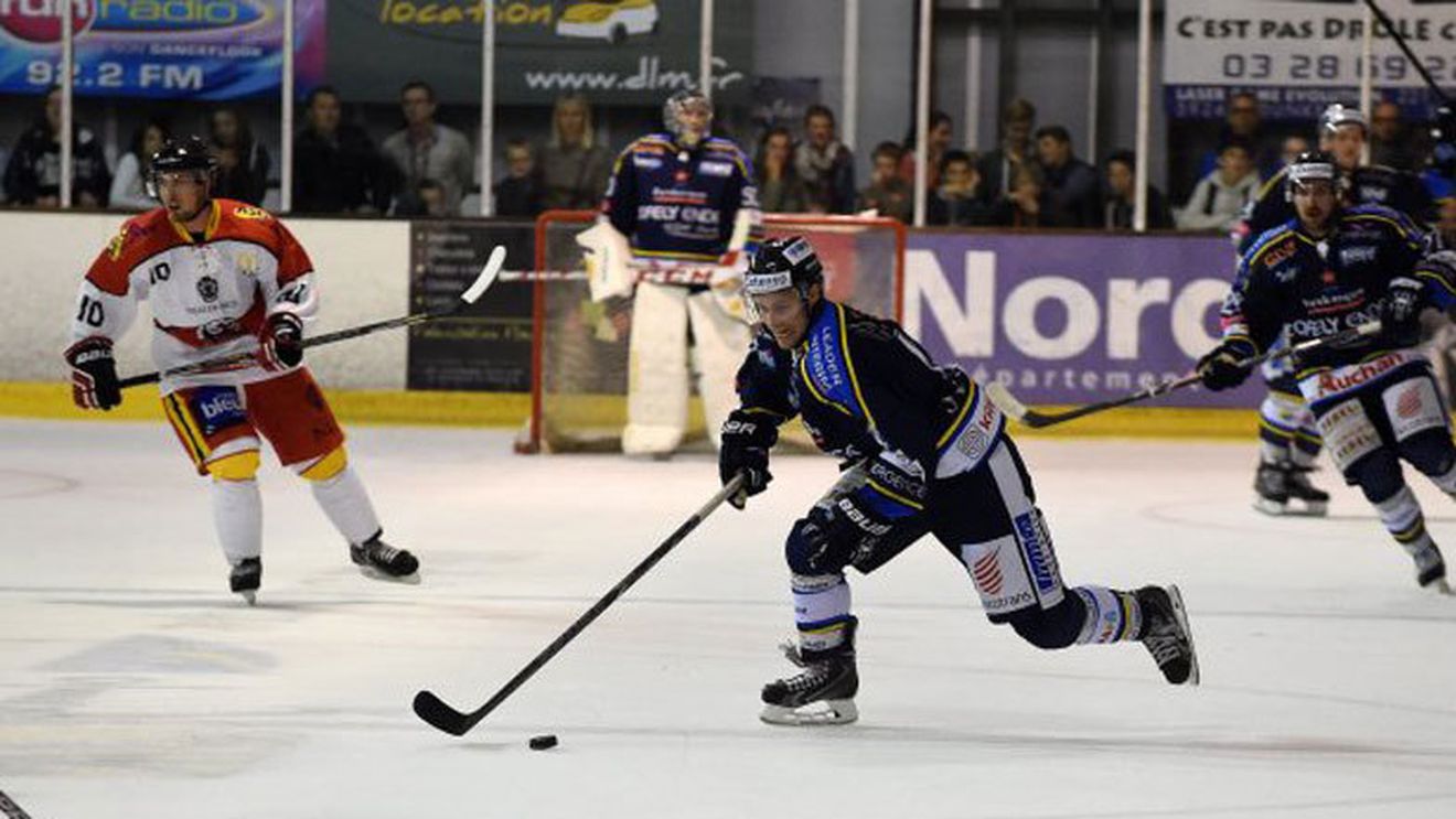 Un copil de opt ani a murit în Franța după ce a fost lovit de un puc la un meci de hochei pe gheață