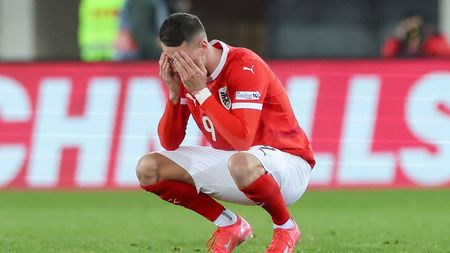 Atacantul care l-a refuzat pe Mircea Lucescu, lovit de blestemul României? E în picaj total de când a ales naționala Austriei