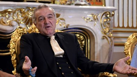 Gigi Becali a intervenit la pauza meciului FCSB - Craiova 2-0! Ce decizie a luat patronul roș-albaștrilor: „Le-am transmis asta”