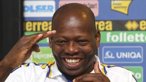 Consecințele prăbușirii din Alpi. O legendă a fotbalului s-a dus în cabina avionului și i-a oferit pilotului o sticlă goală: "Aici îți faci nevoile, nu pleci"