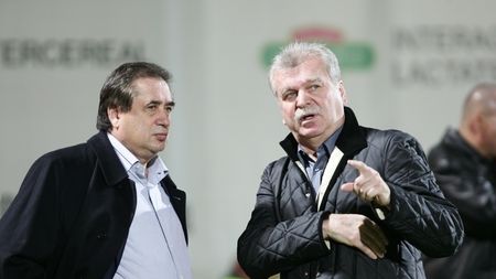 Niculae continuă atacurile la adresa Stelei: "Managerul lor a tot dat târcoale la Astra, dar n-a avut nicio șansă! Reghecampf a driblat antrenoratul până acum"