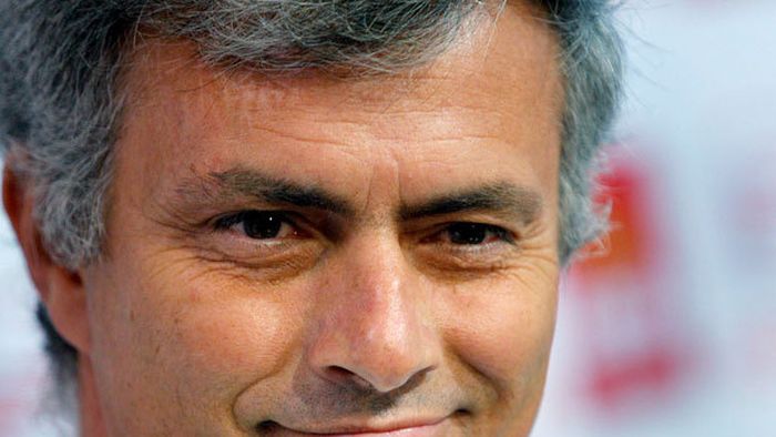 Mourinho ignoră criticile privind jocul defensiv:** "Ne vom apăra în 11 contra Barcelonei, nu în 6 ca până acum"