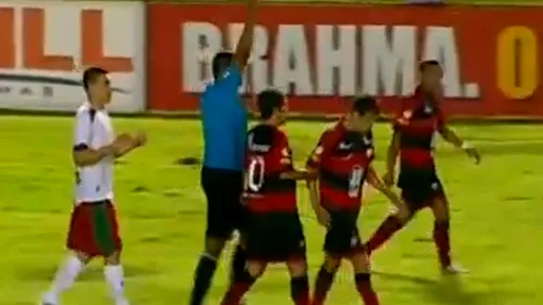 VIDEO Urmașul lui Ionel Ganea vine din Brazilia!** Jucătorul care ar fi trebuit să primească două cartonașe roșii