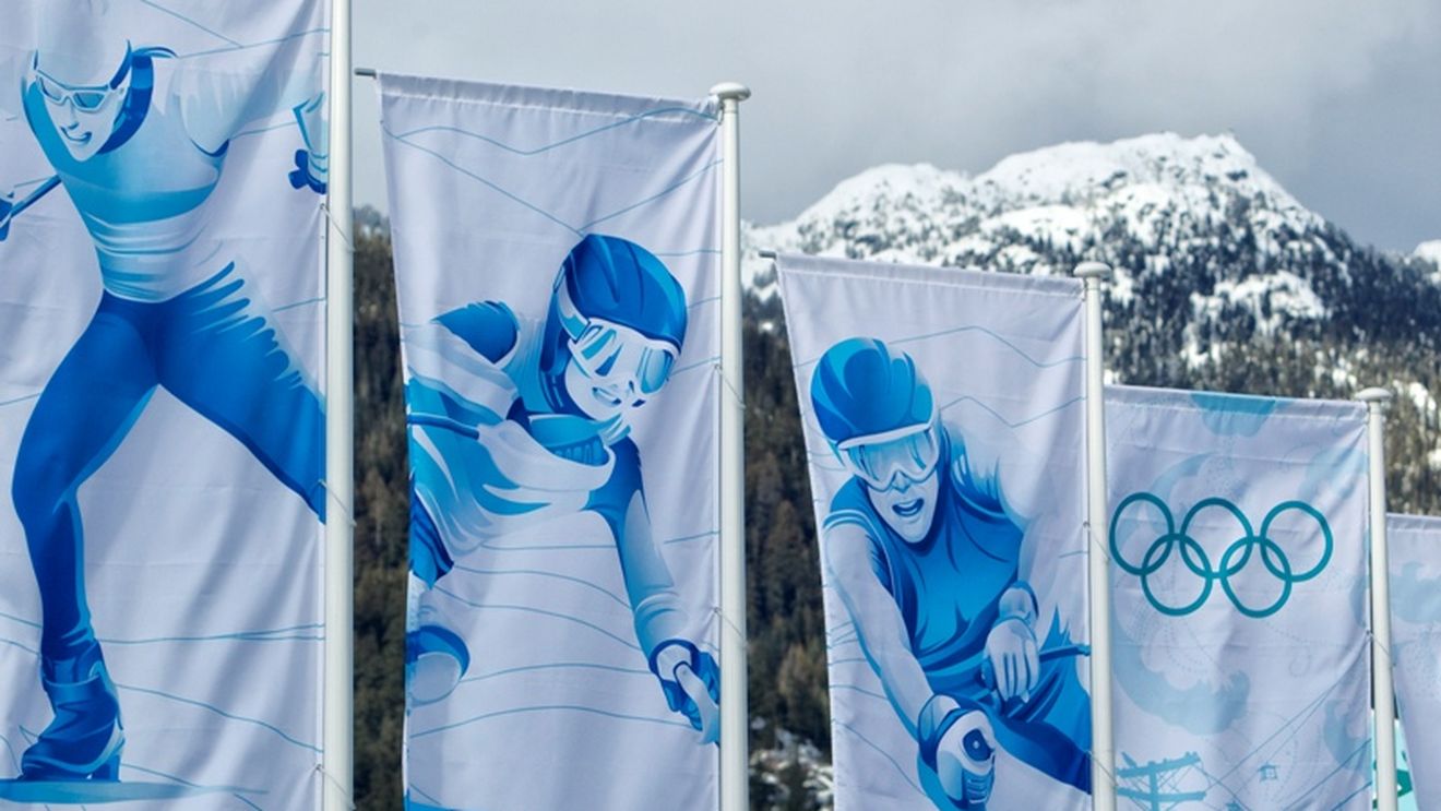 Doi români au făcut software-ul** care va controla show-urile cu lasere de la JO din Vancouver!