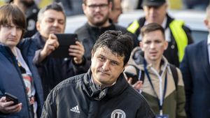 Adrian Falub, impresionat de echipa de suflet, Universitatea Cluj: „Și-a regăsit o identitate pierdută la un moment dat”. Cum l-a impresionat Neluțu Sabău. SPECIAL