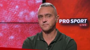 Decebal Rădulescu o vede pe FCSB favorită la titlu: „Dan Petrescu face teatru acum!”. De ce formația din Gruia nu mai poate duce lupta | VIDEO EXCLUSIV ProSport Live