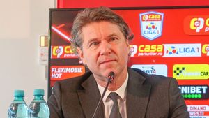 Florin Răducioiu a ieșit la atac înaintea derby-ului Dinamo - FCSB: „Dacă se întâmplă asta, fac așa! Nu mă milogesc”