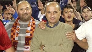 "Copos e calic! El dă bani doar când nu trebuie" CE CREZI?