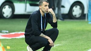 Fotbalistul a spus de la ce a pornit conflictul cu Mehmet Topal pe teren: „Mai zbieri, dar nu-mi permit să...”