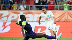 S-a terminat perioada de miere pentru Cisotti la FCSB? Gigi Becali l-a scos la pauza meciului cu CFR