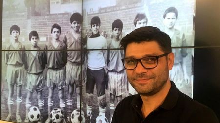 Scene ireale între doi colegi de cameră de la Dinamo! „Se făcea că doarme! Trage pătura de pe el și scoate mare cuțit” | VIDEO