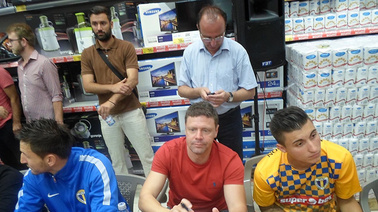 Tibor Selymes: "Este nevoie de multă răbdare, sunt mulți jucători noi la echipă"