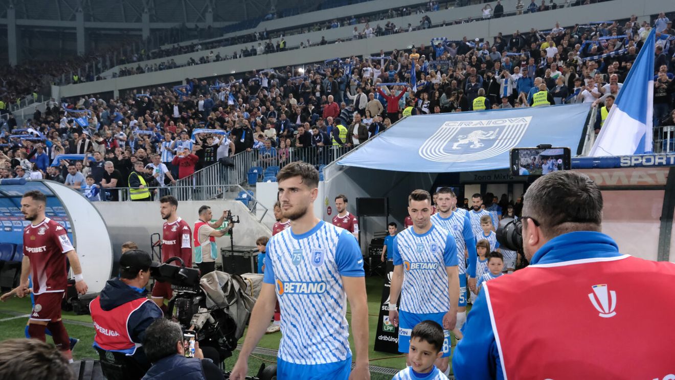 Ce dramă pentru jucătorul Universităţii Craiova! A ratat penalty-ul decisiv, iar naţionala sa vede turneul final la televizor!