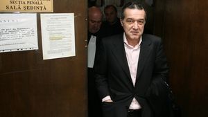 Englezii îl pun pe Becali lângă interlopii internaționali** tolerați de 'FIFA lui Blatter'!