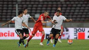 Când a fost Dinamo ultima oară pe primul loc și cine era antrenor atunci
