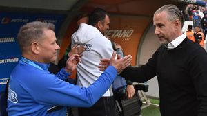 "Dacă ai pierdut vestiarul, te-ai curățat". Un fotbalist s-a săturat de antrenamentele lui Neubert şi le-a zis direct: "Sunteți pa, dacă mai continuați aşa"