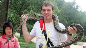 "Struțul", în vizită la adevărații struți