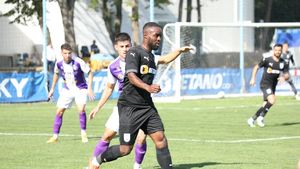 Craiova a făcut achiziţii pentru banca de rezerve! Deşi au costat 1 milion de euro, niciunul dintre noii-veniţi în Bănie nu prinde primul „11”