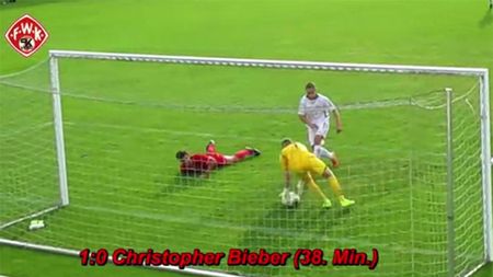 VIDEO | Nemții l-au numit "cel mai ridicol gol al săptămânii". A dat gol cu capul dintr-o fază în care orice atacant ar fi folosit piciorul