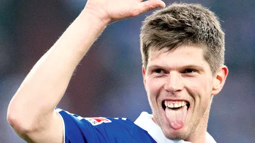 Uitat la stadion!** Autocarul lui Schalke a plecat fără Huntelaar de la Augsburg, iar atacantul olandez s-a dus la aeroport cu Poliția