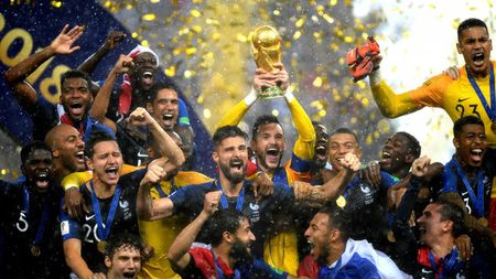 Unic! Jucătorul care a debutat pentru naționala Franței abia la trei luni după ce a ieșit campion mondial