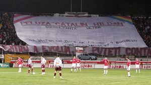 Doar 300 de "câini" în Giulești!** "Oricum, 800 sunt toți..."