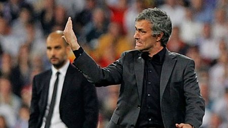 Messi ar trebui să joace gratis, Pep să antreneze pentru această onoare:** Madridul se laudă în fața catalanilor cu cea mai bună echipa din istorie! "Mourinho e fabulos"