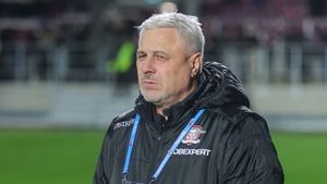 E uluitor cum s-a comportat Marius Șumudică! „Ai zice că este o problemă psihică. Am rămas interzis. Omul e un pic dus”