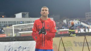 „Vom arăta cât suntem de buni în Europa”. Daniel Bîrligea, atacantul pe care sunt ochii scouterilor la meciul FCSB - Olympiacos, mesaj războinic pentru fani