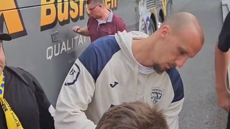 Chiricheș, Stanciu și Tănase, asaltați de suporteri în Austria! Imagini fabuloase cu jucătorii naționalei