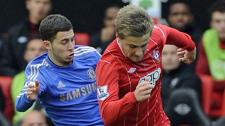 Mourinho critică transferul lui Shaw la United: "Am fi fost morți dacă ofeream asemenea sume pe un jucător de 19 ani"