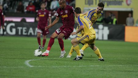 Pericol pentru Dinamo și "U"** Weldon marchează etapă de etapă! "Orice antrenor normal joacă cu el titular"