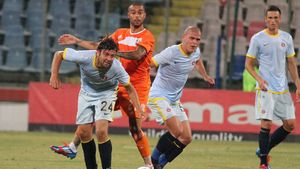 Rusescu, Tănase și Bourceanu, departe de Rusia!** Vestea care aproape că le spulberă speranțele celor 3 la un transfer în această iarnă: "Nu avem bani, e criză"