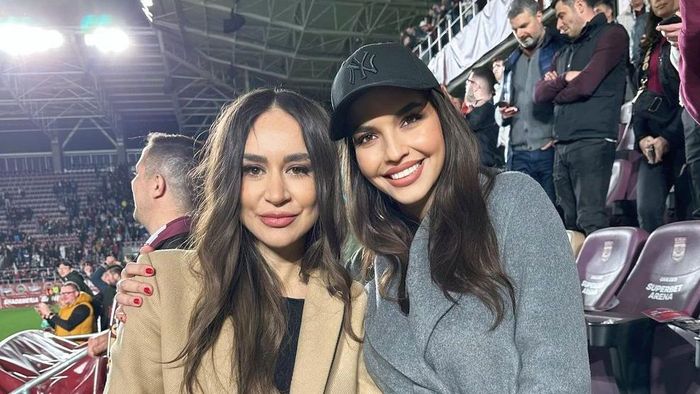 Ea a fost talismanul lui Adrian Mutu în Giulești! Sandra, soția antrenorului, l-a susținut la meciul Rapid - FCSB | FOTO