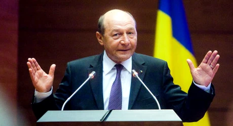Băsescu NU trebuia să ajungă președintele României. Dosarul ținut special ascuns