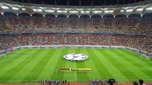 UPDATE Ce s-a întâmplat la cele două judecătorii | Galeria dinamovistă și grupul actorului Răzvan Oprea cer azi, la două judecătorii diferite, personalitate juridică pentru aceeași Asociație: "Dinamoviști pentru Dinamo"! Detaliile unei povești tragicomice