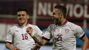 A fost obligat să joace în tricoul Stelei!** Pancu îl apără pe Ioniță: "E rapidist pur-sânge, iar fanii știu asta!" Ce spune Nicolae Vasile