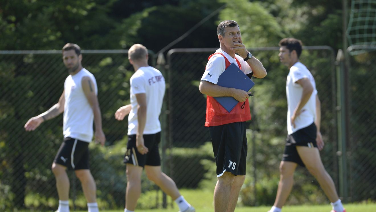 EXCLUSIV Rapid i-a și găsit înlocuitor lui Sburlea! Copos: "A semnat pe doi ani! Veți vedea cât e de bun"