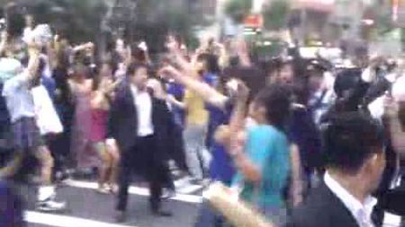 VIDEO GENIAL! Ei sunt, oficial, cei mai politicoși HULIGANI din lume! Vezi o scenă incredibilă: