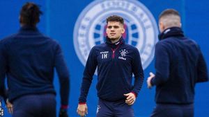 Ianis Hagi, prima reacție după ce n-a fost băgat în seamă de Steven Gerrard la derby-ul cu Celtic. „Sunt abia la început!”
