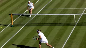 Simona Halep, copleșită de emoții la Wimbledon: „N-a fost ușor, știam asta!”. VIDEO | SPECIAL
