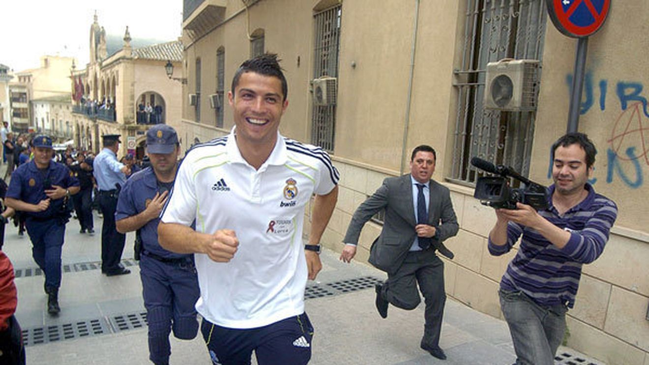 VIDEO Spectaculos! 109 copii au înfruntat-o pe Real Madrid!** Vezi cum au reușit "galacticii" să marcheze