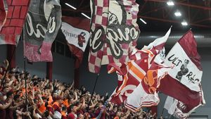 Suporterii Rapidului, lăudați după ce au urmat modelul japonezilor la meciul cu Gyor. „Un gest extraordinar! Au făcut o schimbare de atitudine!” | VIDEO EXCLUSIV ProSport LIVE