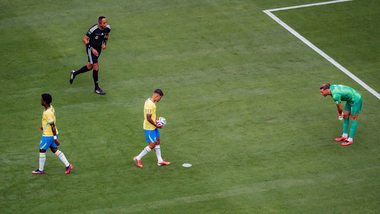 De ce n-a bătut Vinicius penalty-ul ratat de Guimaraes în Brazilia – Norvegia 1-2