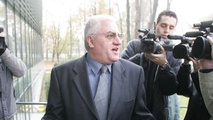 Dragomir la DNA: "Am fost reclamat de un fost delicvent"