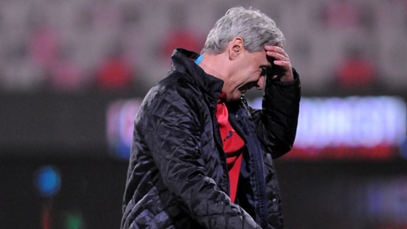 E RĂ‚ZBOI în Craiova!** Cîrțu vrea un nou proiect "Știința", Mititelu și-a trimis bodyguarzii să-l "potolească"! "Și-au umflat mușchii la mine!"