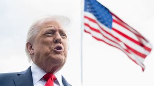 „Îl mierlesc pe Donald Trump”. Profeția românului care e milionar, dar ia pensie de 5.000 de euro de la stat